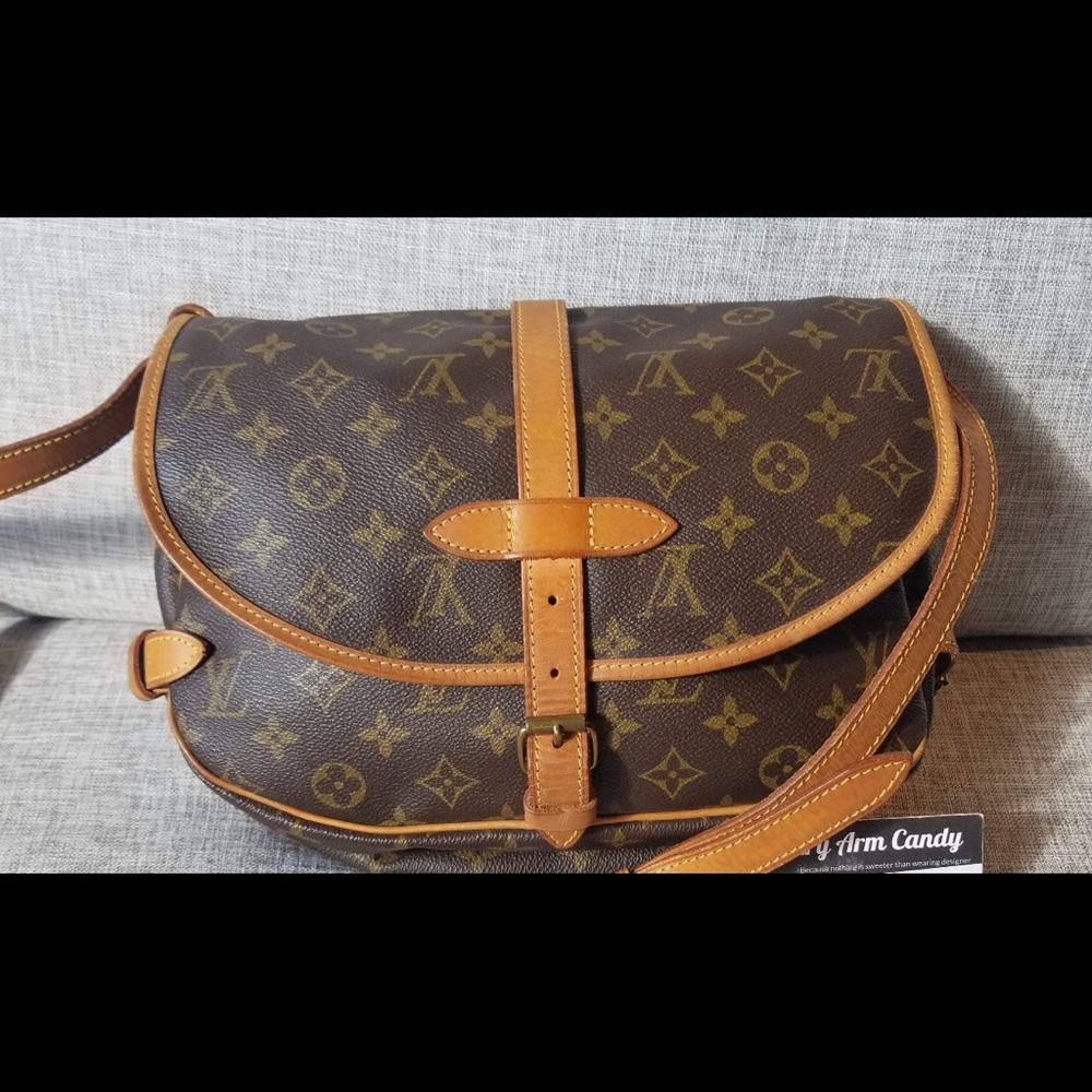 Louis Vuitton Saumur 30